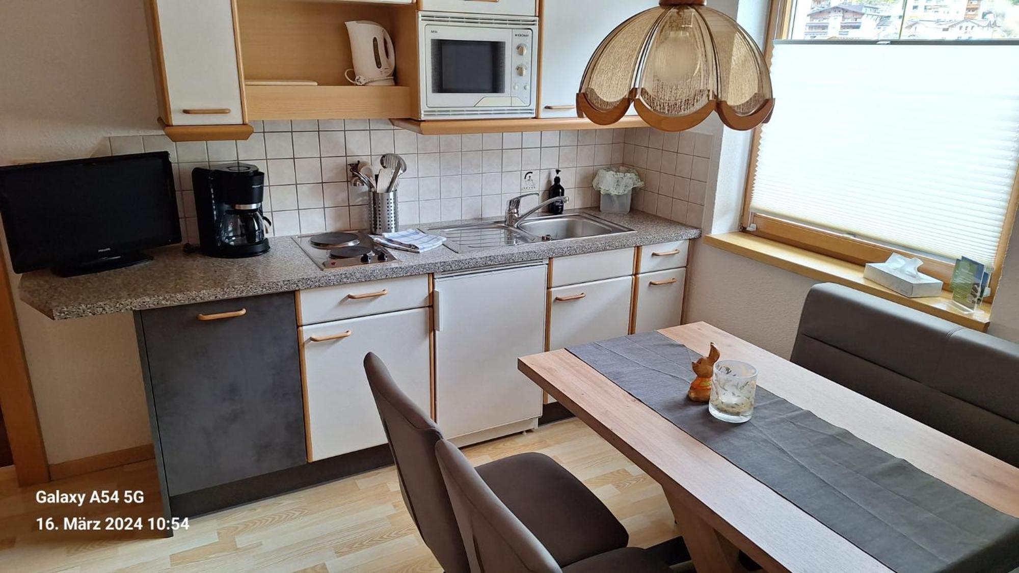 Haus Alpina Hotel Kaunertal Eksteriør billede
