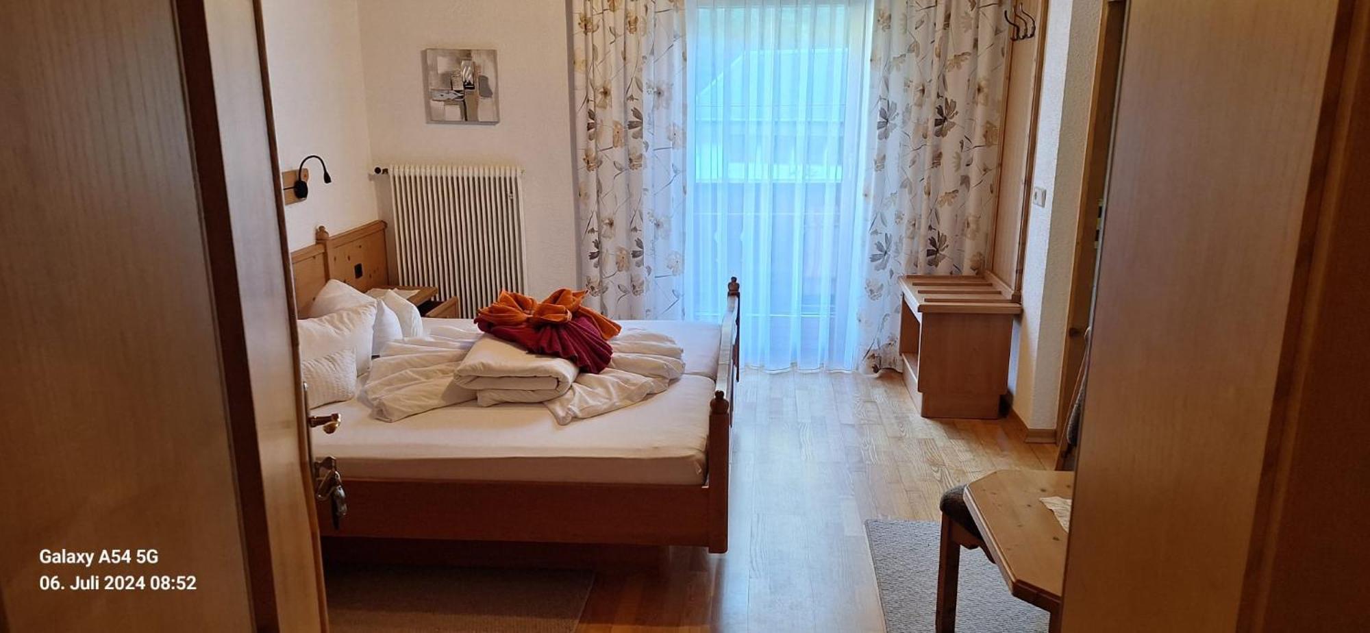 Haus Alpina Hotel Kaunertal Eksteriør billede
